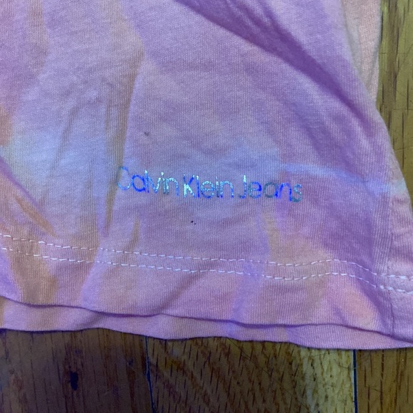 Calvin Klein top - Picture 3 of 3